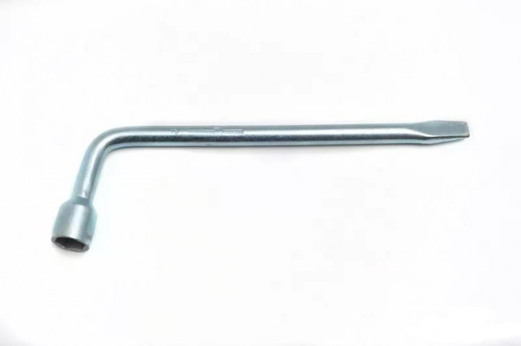Баллонный ключ 19мм с дл.ручкой кованый 375мм